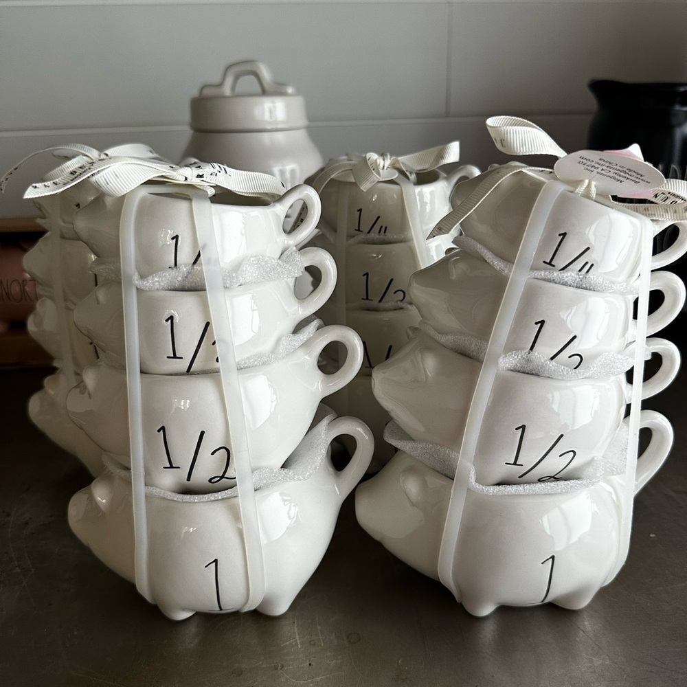 RAE DUNN PIG MEASURING CUPS